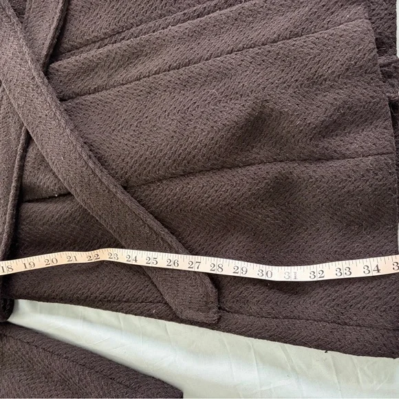 Elegant Black Women's Coat - Picture 6 of 12